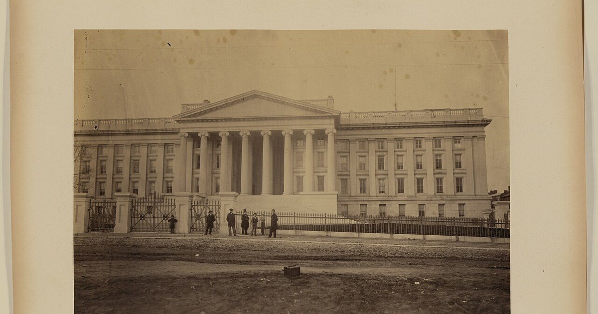 ABD bayrağı ve Washington DC genel görünümü