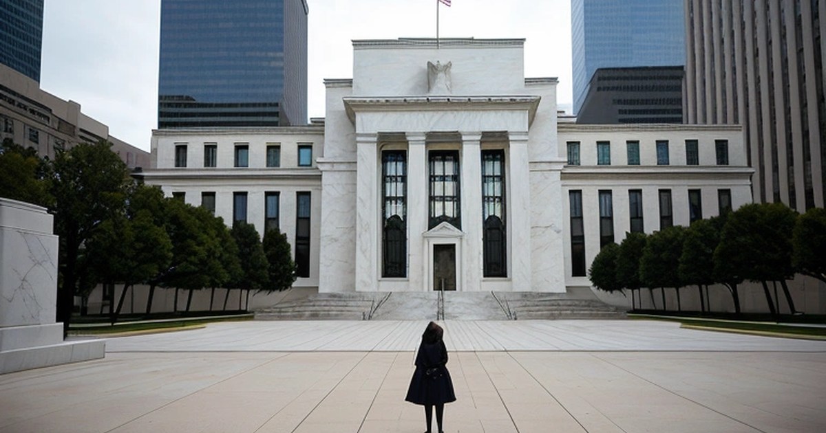ABD Merkez Bankası Fed binası önünde federal ekonomi ve piyasa gelişmeleri