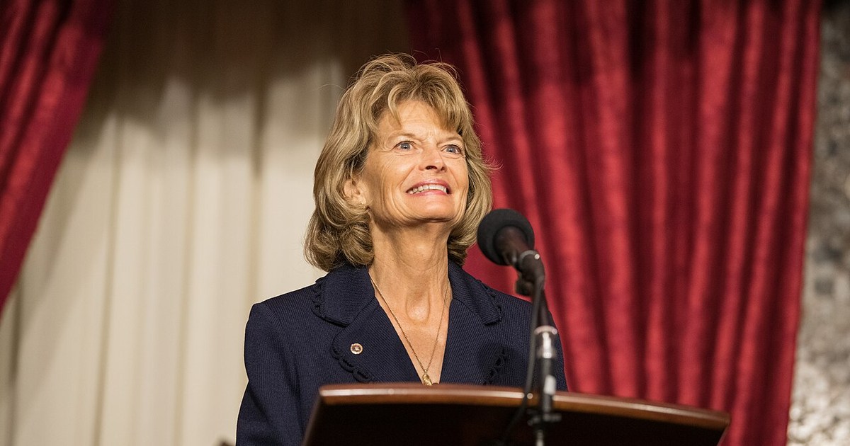 Alaska valilik adayı Bernadette Wilson ve Senatör Lisa Murkowski